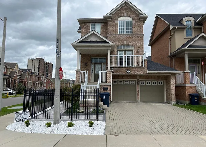 Modern, Basement Apartment, Close To Airport