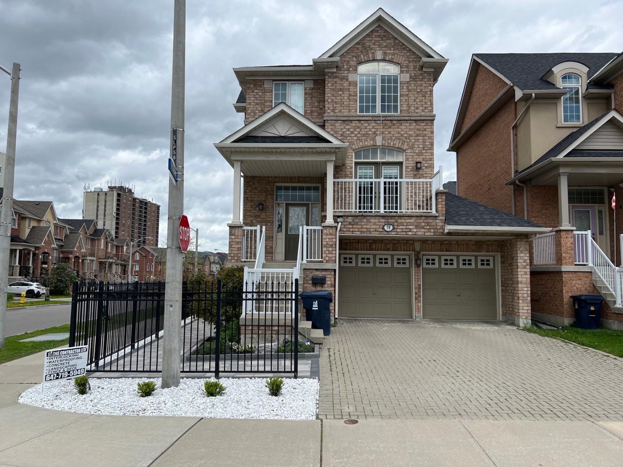 Modern, Basement Apartment, Close To Airport Toronto
