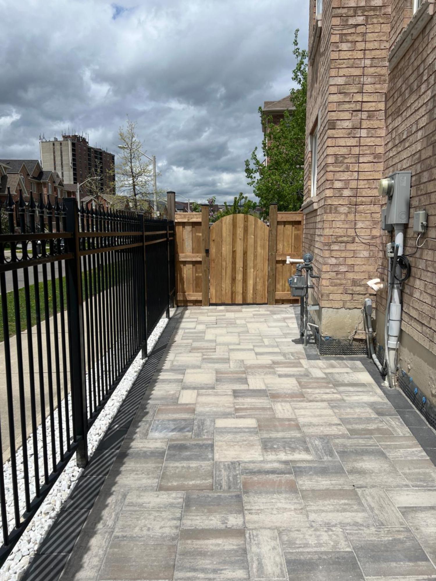 Modern, Basement Apartment, Close To Airport *